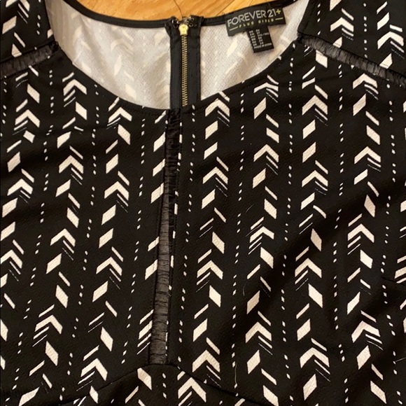 Forever 21+ fit and flare dress - Picture 3 of 8